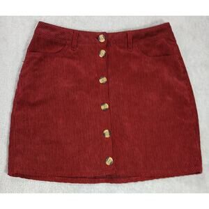 Ambiance Apparel maroon skirt size M real buttons. Academia esthetic